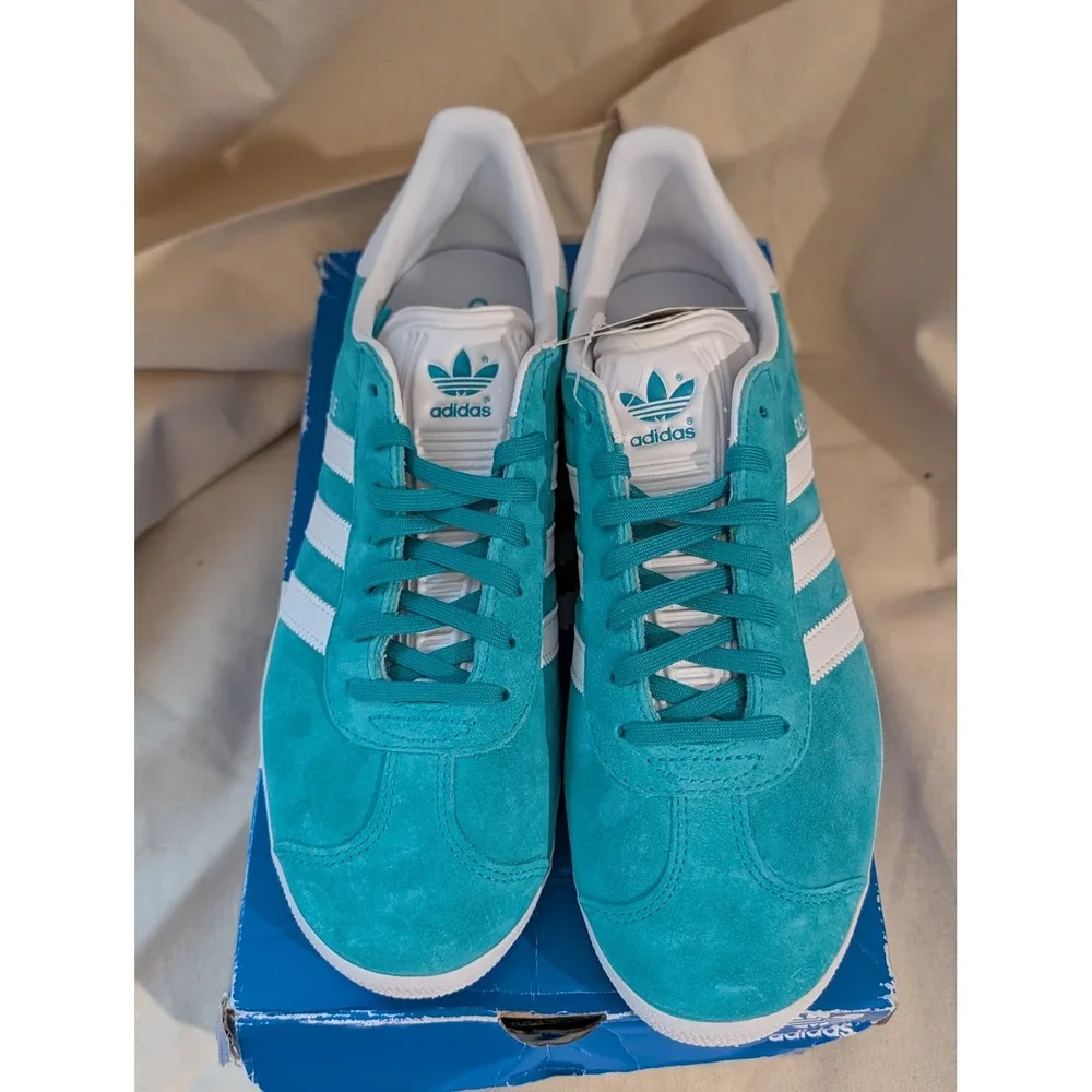 Adidas Originals Gazelle Hi-Res Aqua White Suede Sneakers EE5510 Mens 9 NEW